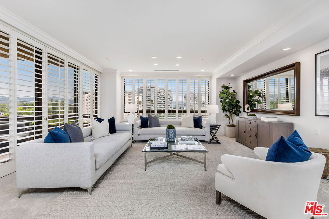 10430 Wilshire Blvd Unit: 702