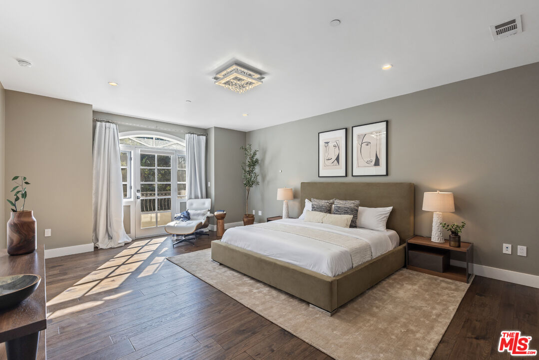 3133 Deronda Dr, hollywood hills