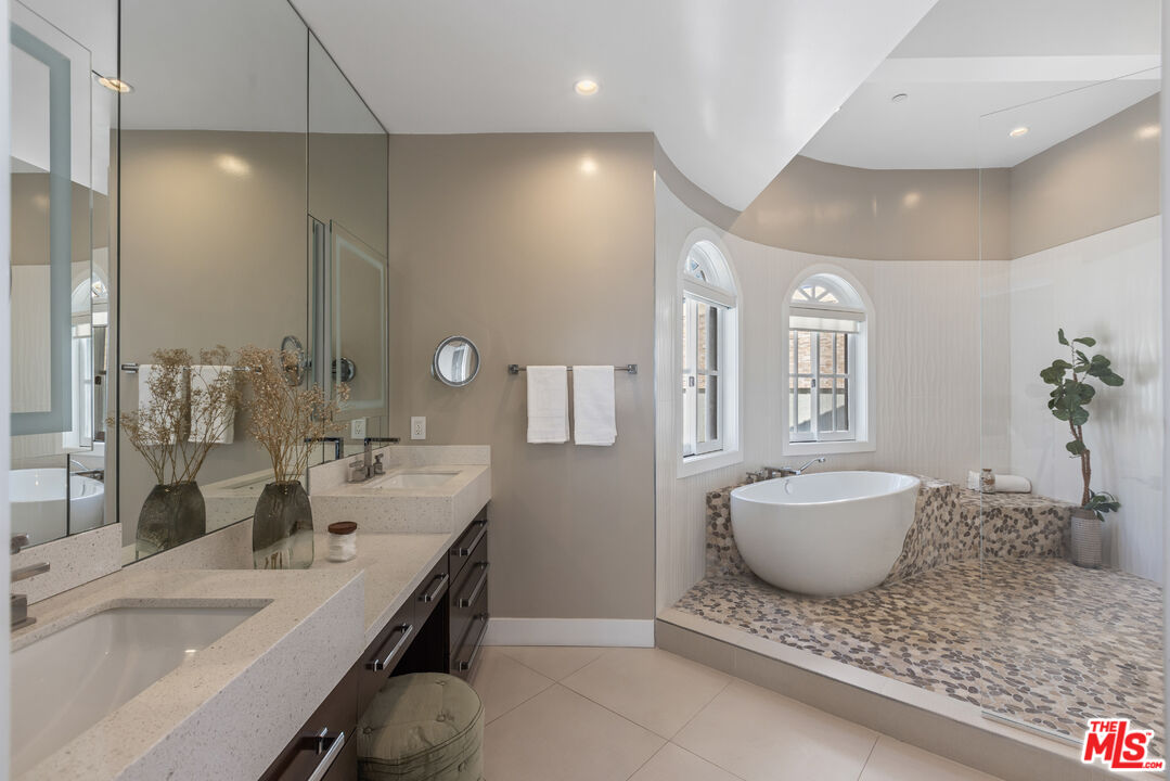 3133 Deronda Dr, hollywood hills