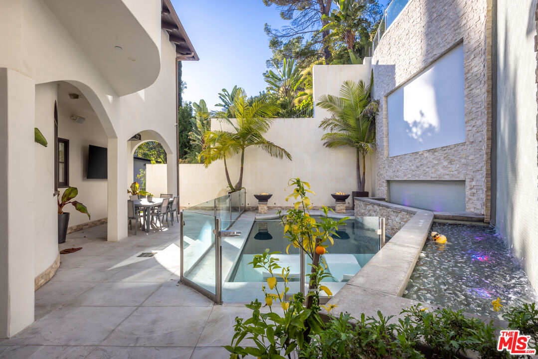 3133 Deronda Dr, hollywood hills