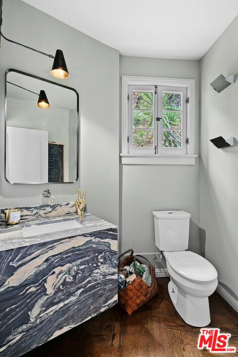 8632 Wonderland Ave, Hollywood Hills