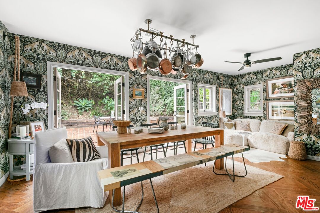 8632 Wonderland Ave, Hollywood Hills