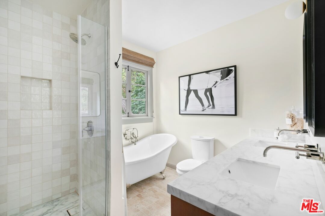 8632 Wonderland Ave, Hollywood Hills