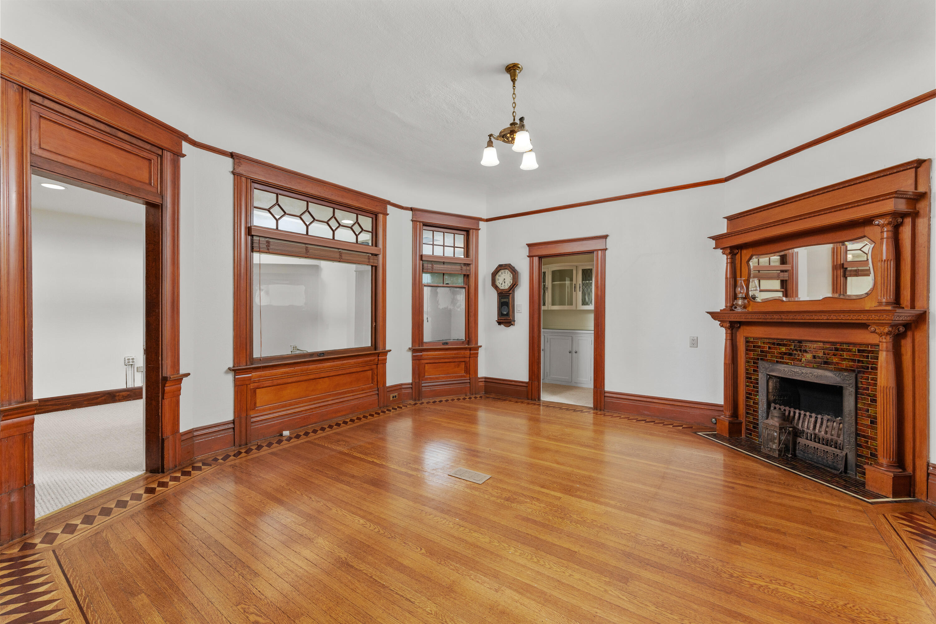 721 E Main Street