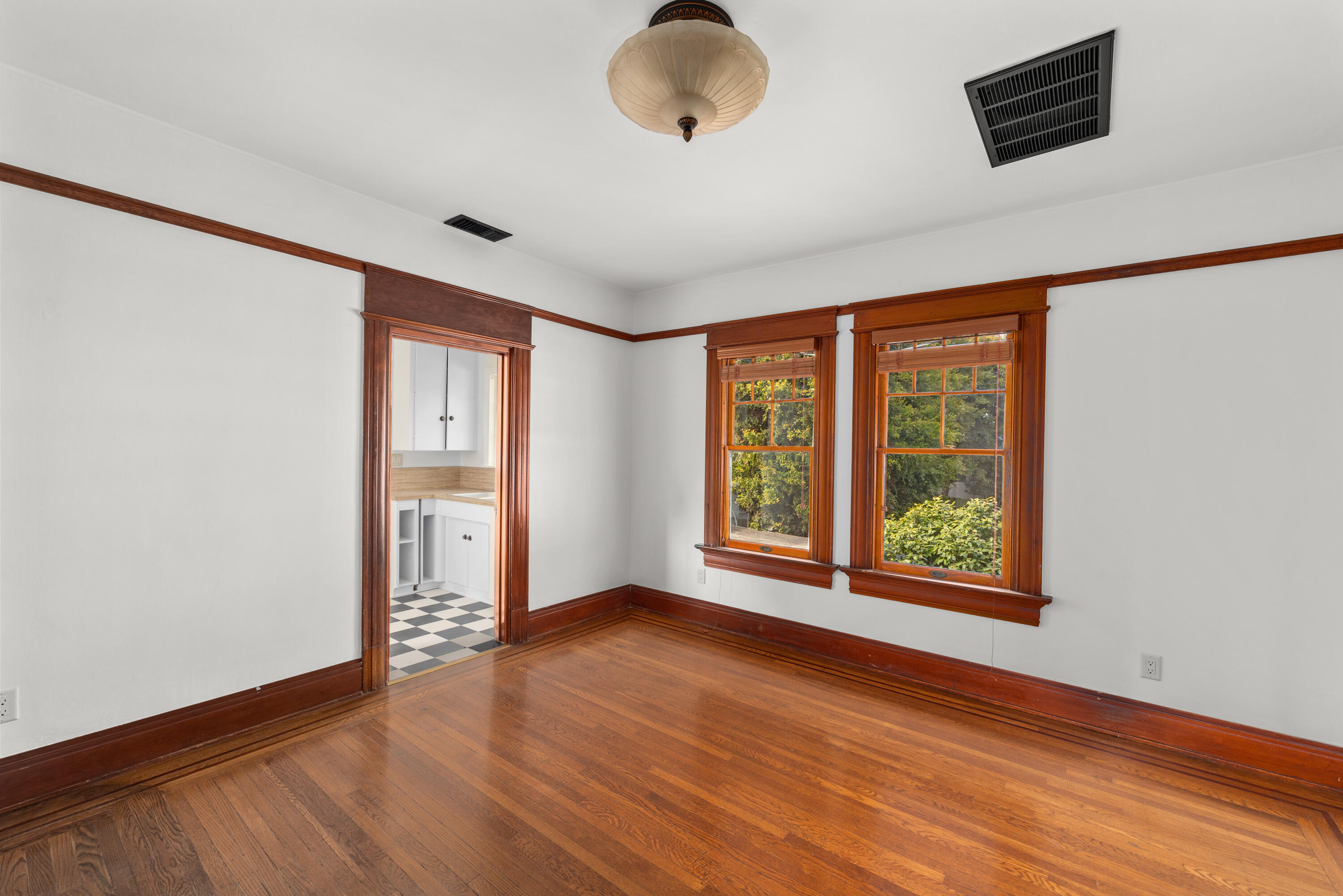 721 E Main Street