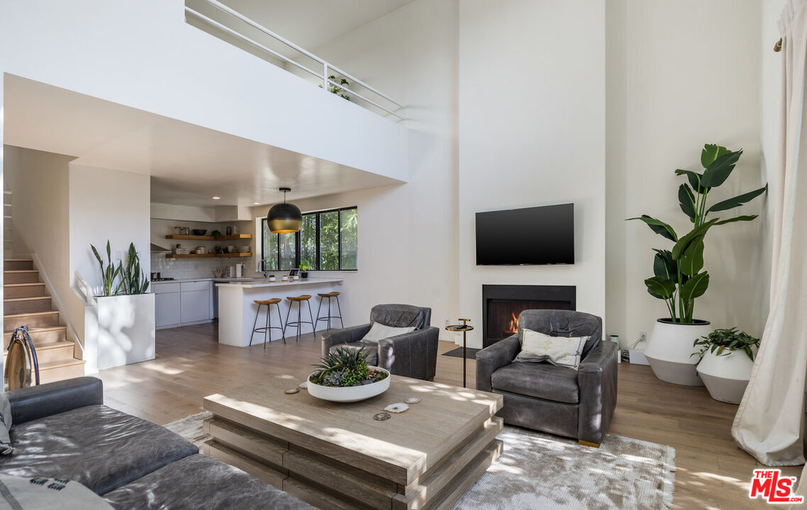 1401 Camden Ave Unit: 5