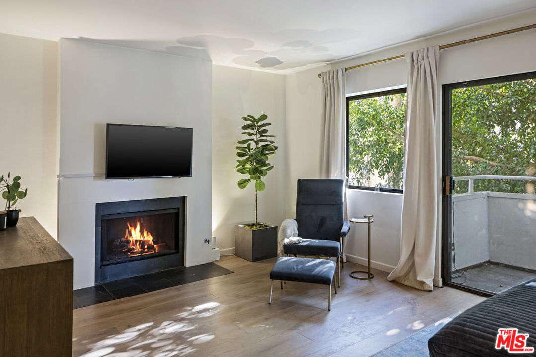 1401 Camden Ave Unit: 5