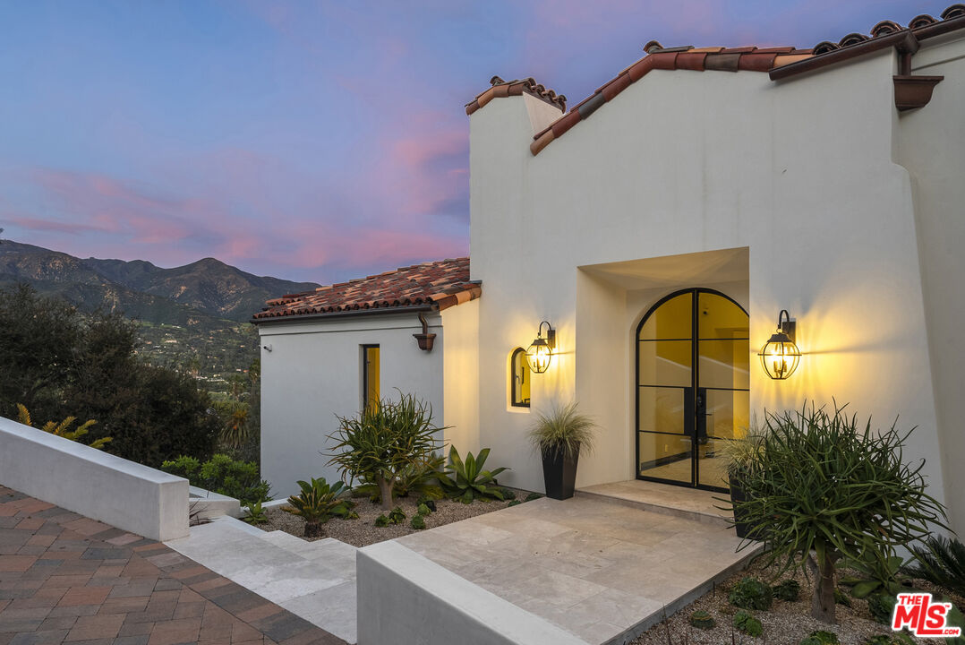 20 Camino Alto, Santa Barbara