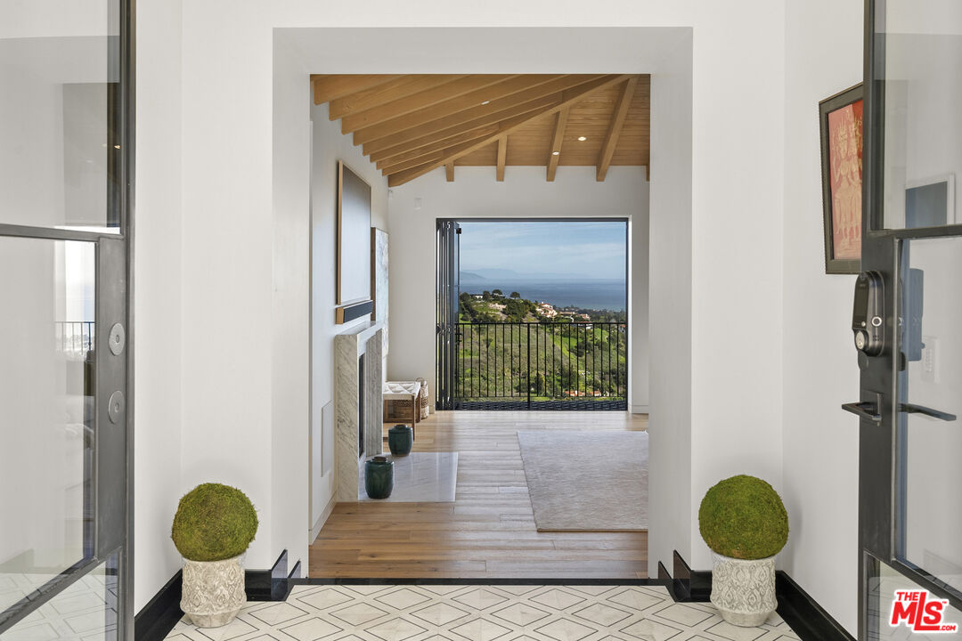 20 Camino Alto, Santa Barbara