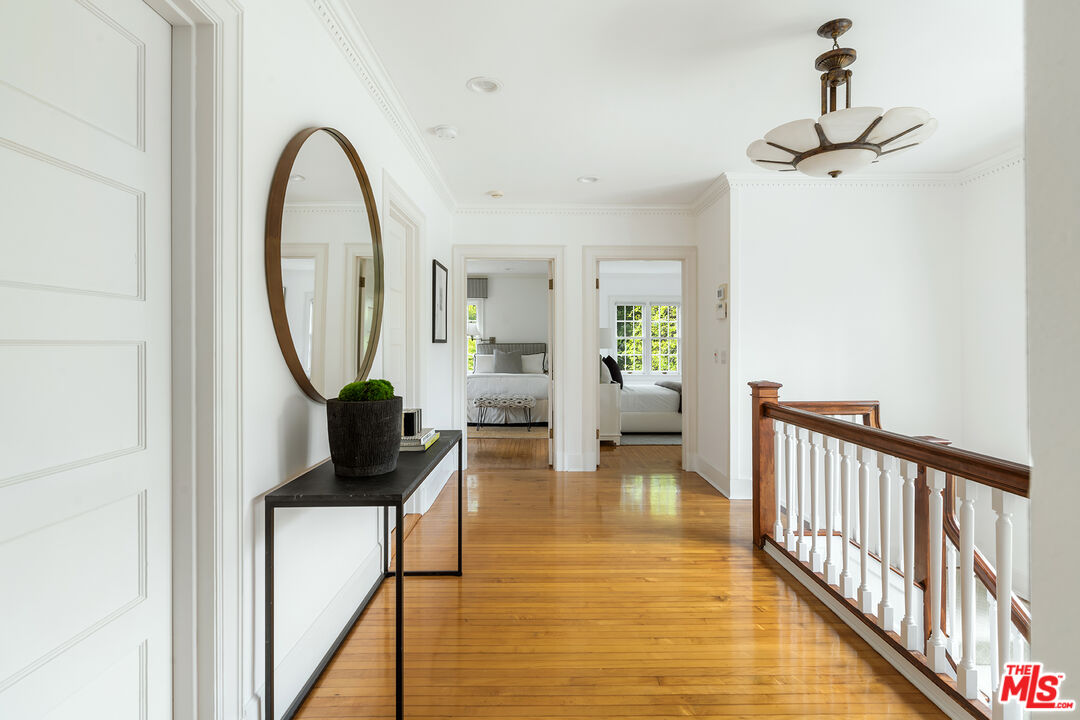 226 Palisades Ave, Santa Monica