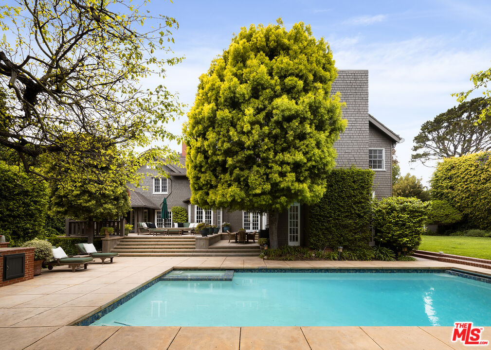 226 Palisades Ave, Santa Monica