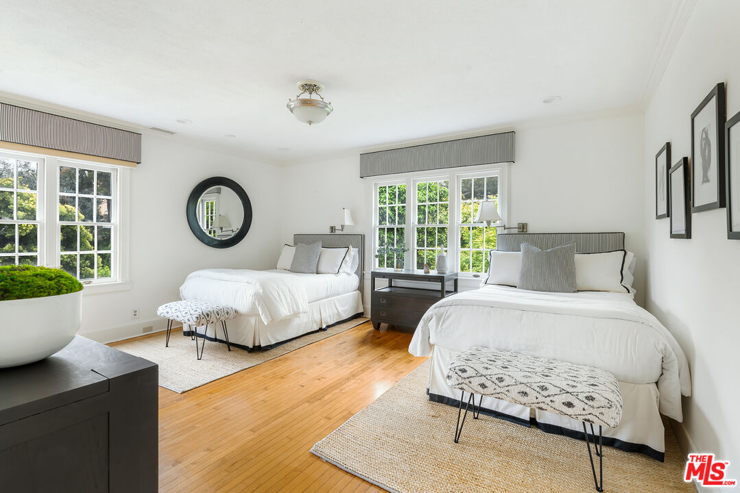 226 Palisades Ave, Santa Monica