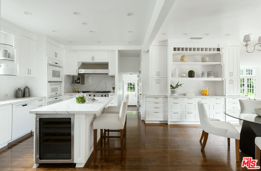 226 Palisades Ave, Santa Monica