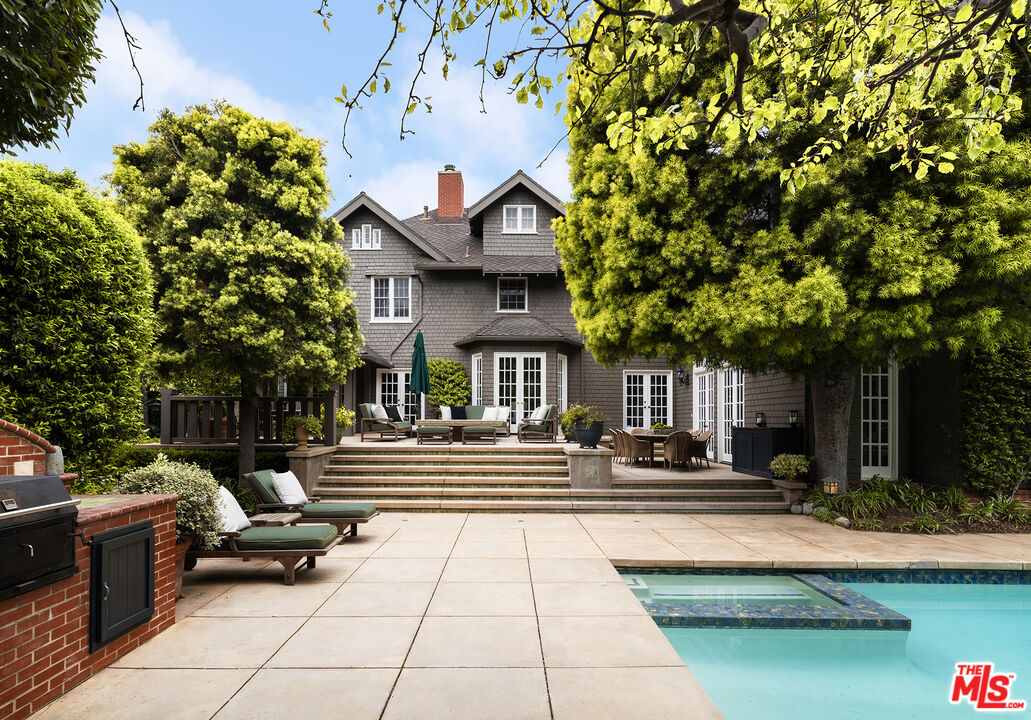 226 Palisades Ave, Santa Monica