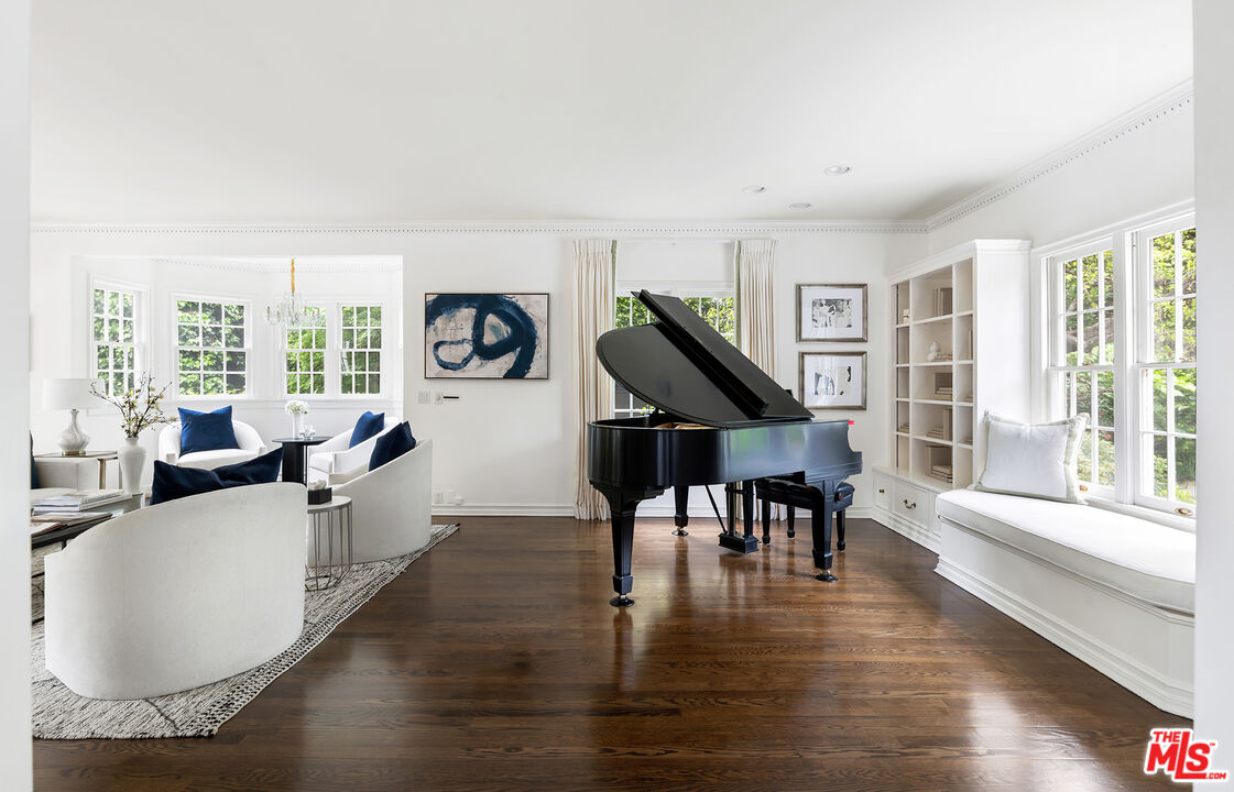 226 Palisades Ave, Santa Monica