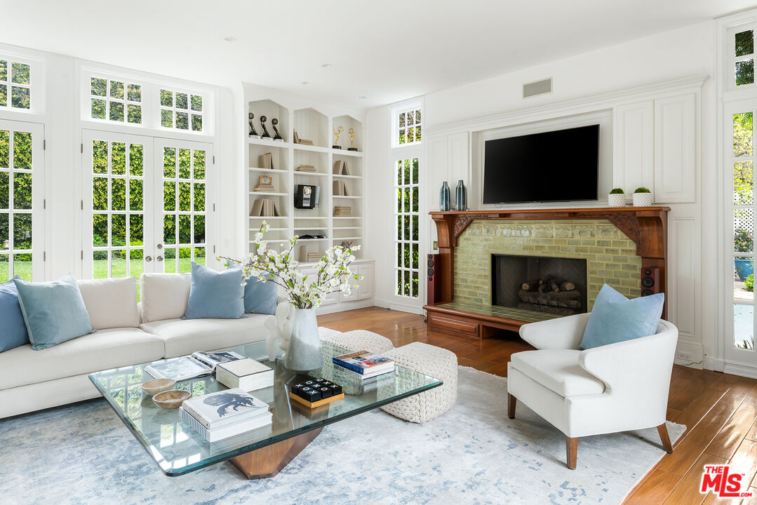 226 Palisades Ave, Santa Monica