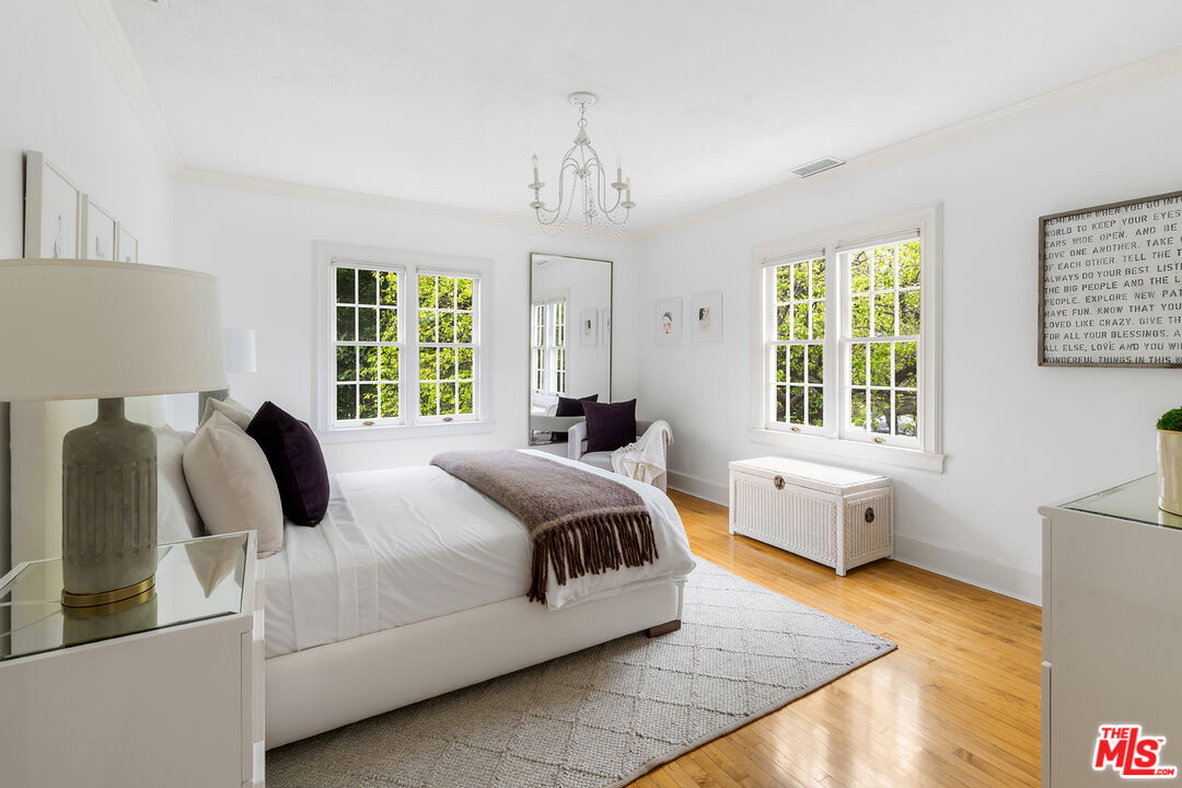 226 Palisades Ave, Santa Monica