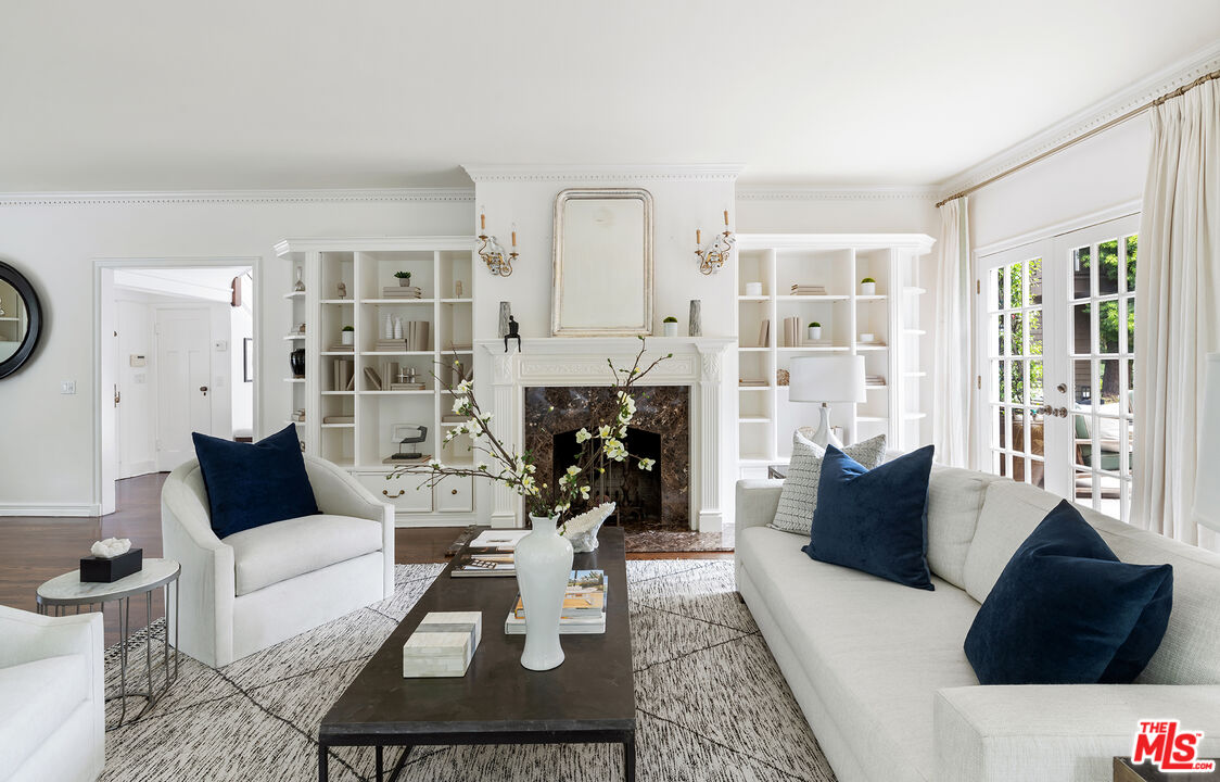 226 Palisades Ave, Santa Monica