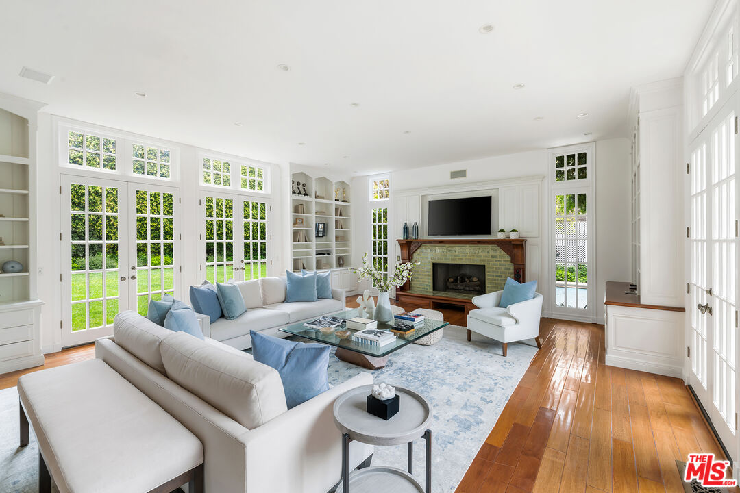 226 Palisades Ave, Santa Monica