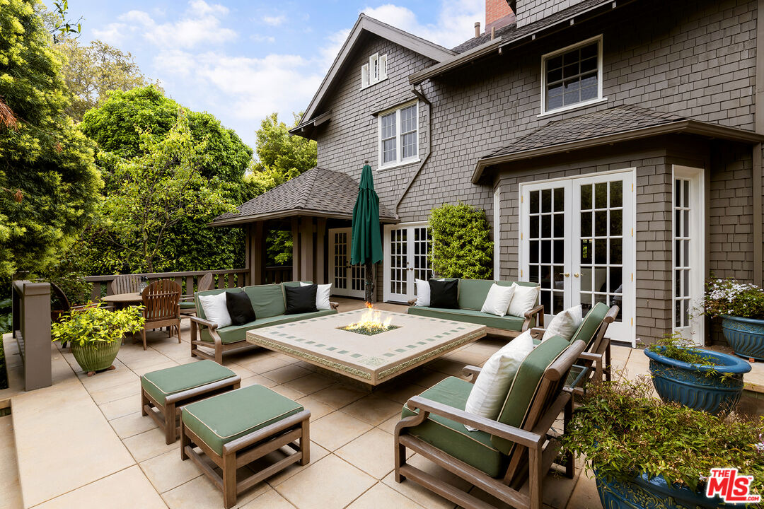 226 Palisades Ave, Santa Monica