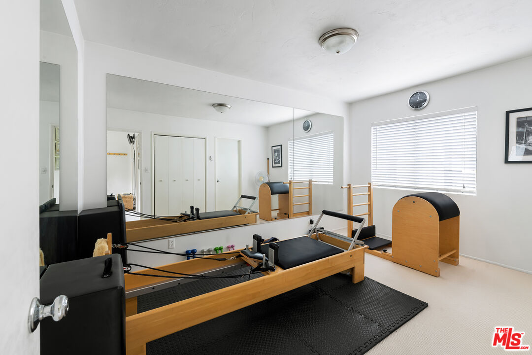 226 Palisades Ave, Santa Monica