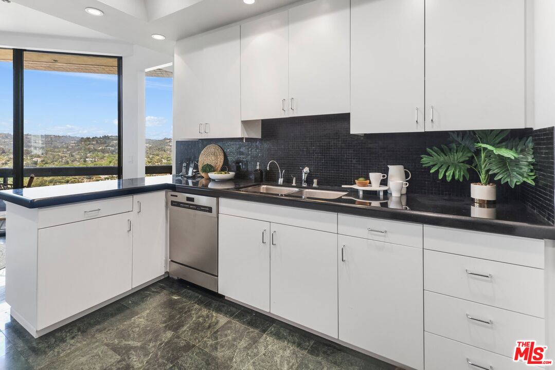10430 Wilshire Blvd Unit: 1803