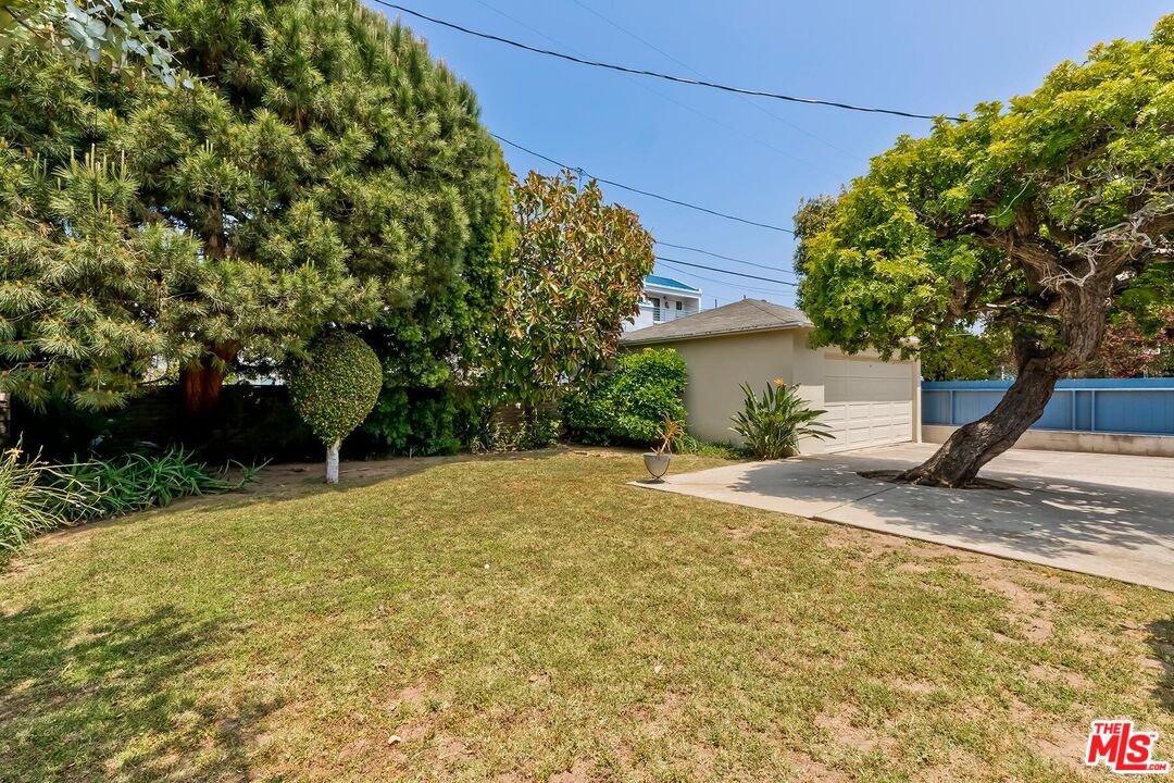 3342 Keeshen Dr