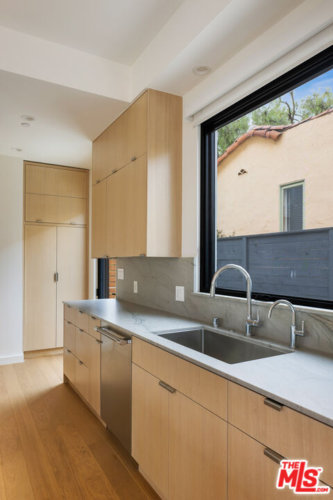 1257 25th St, Santa Monica 