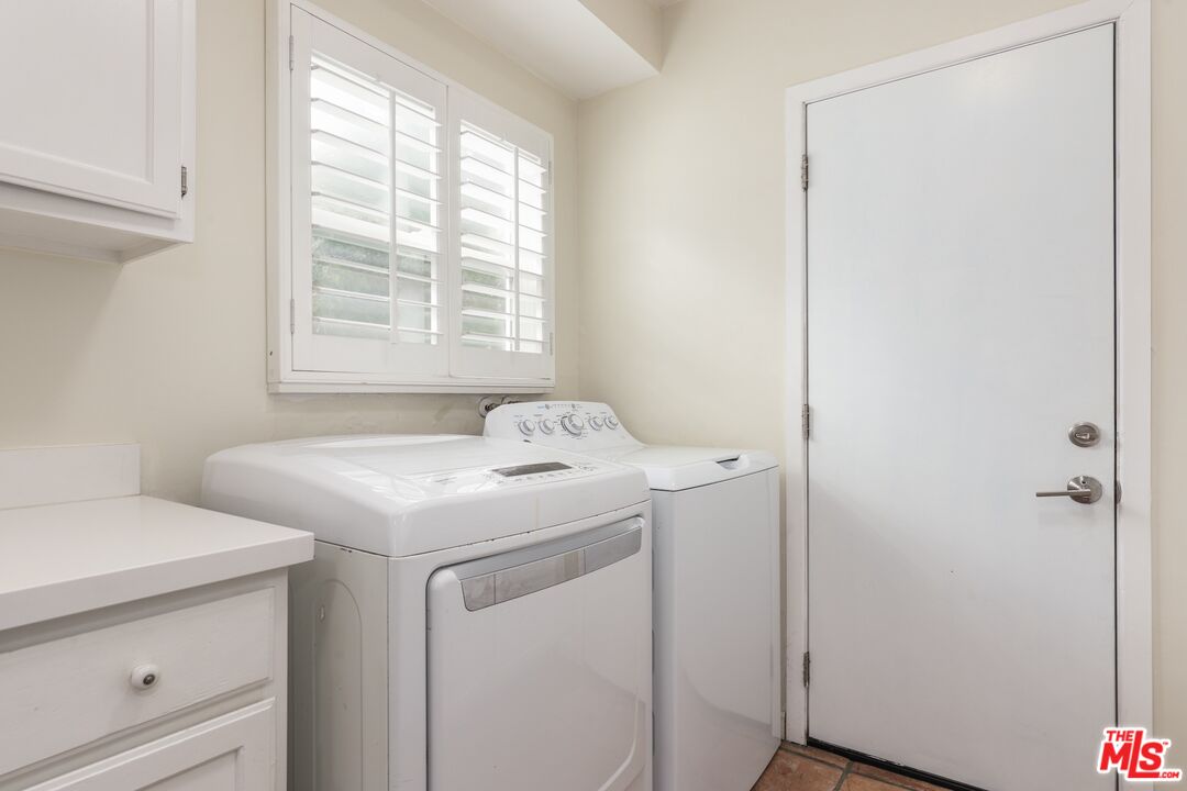 4250 Michael Ave