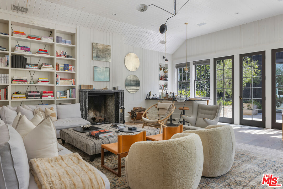 1701 Westridge Rd, Brentwood