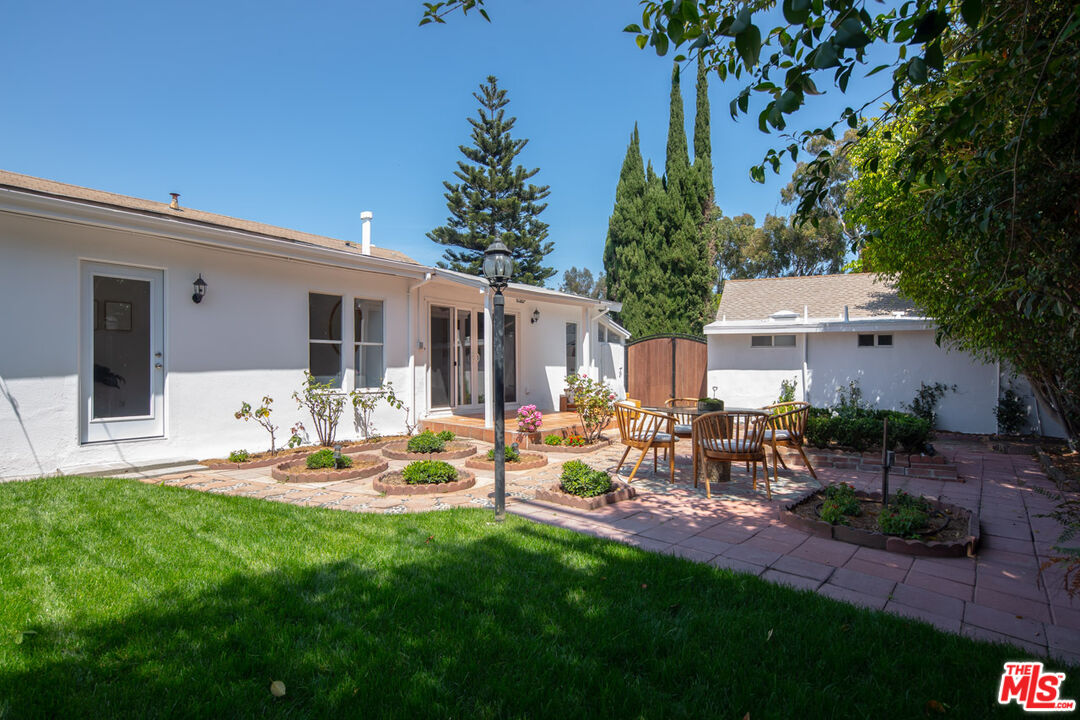 8950 Kramerwood Pl