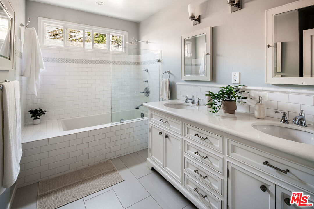 3769 Limestone Pl, Sherman Oaks