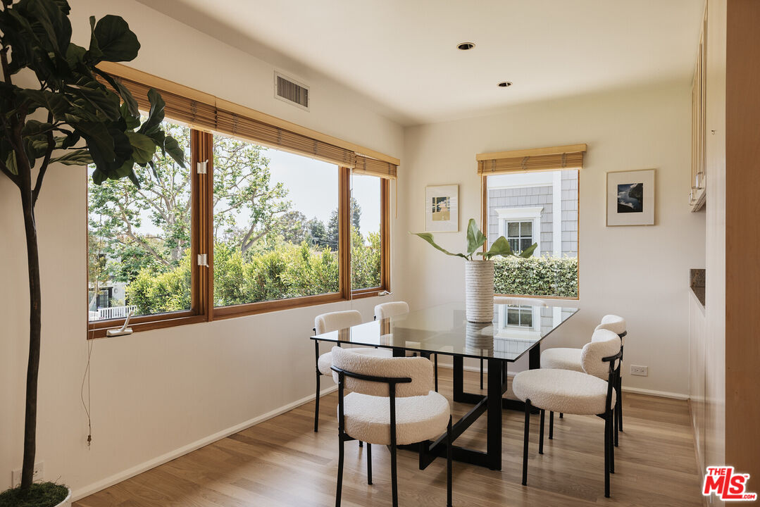 16855 Livorno Dr, Pacific Palisades