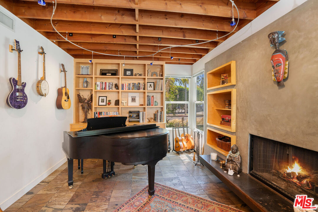 4504 Stern Ave, Sherman Oaks