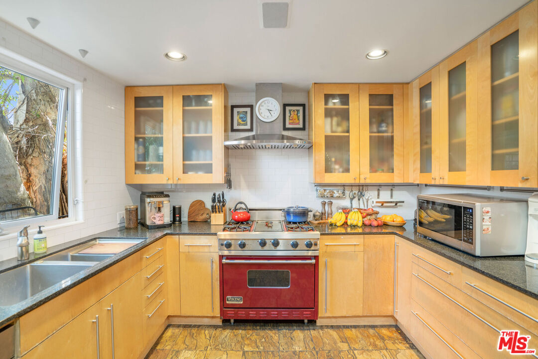 4504 Stern Ave, Sherman Oaks
