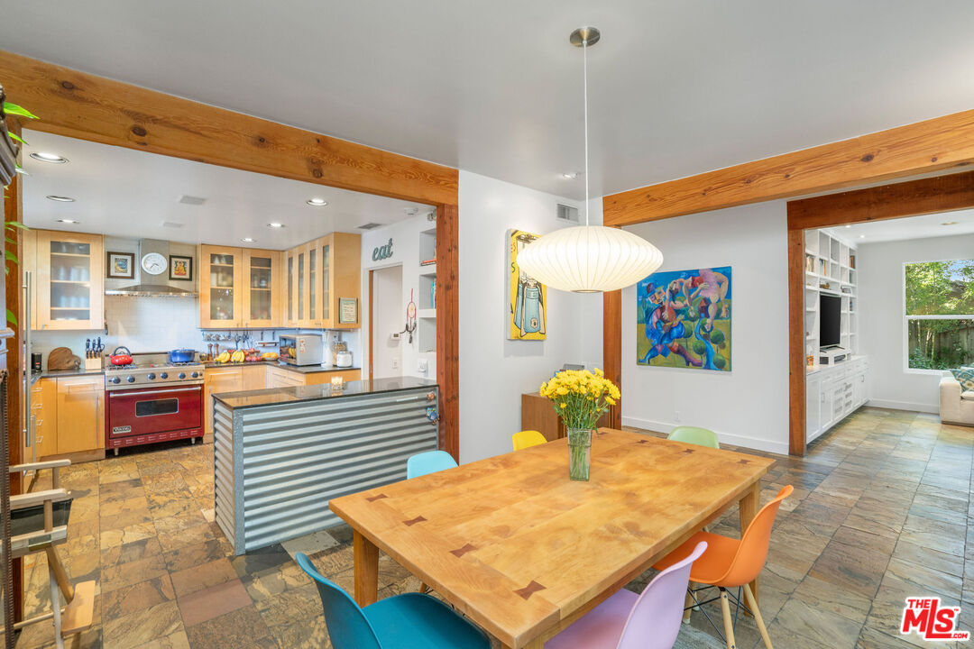4504 Stern Ave, Sherman Oaks