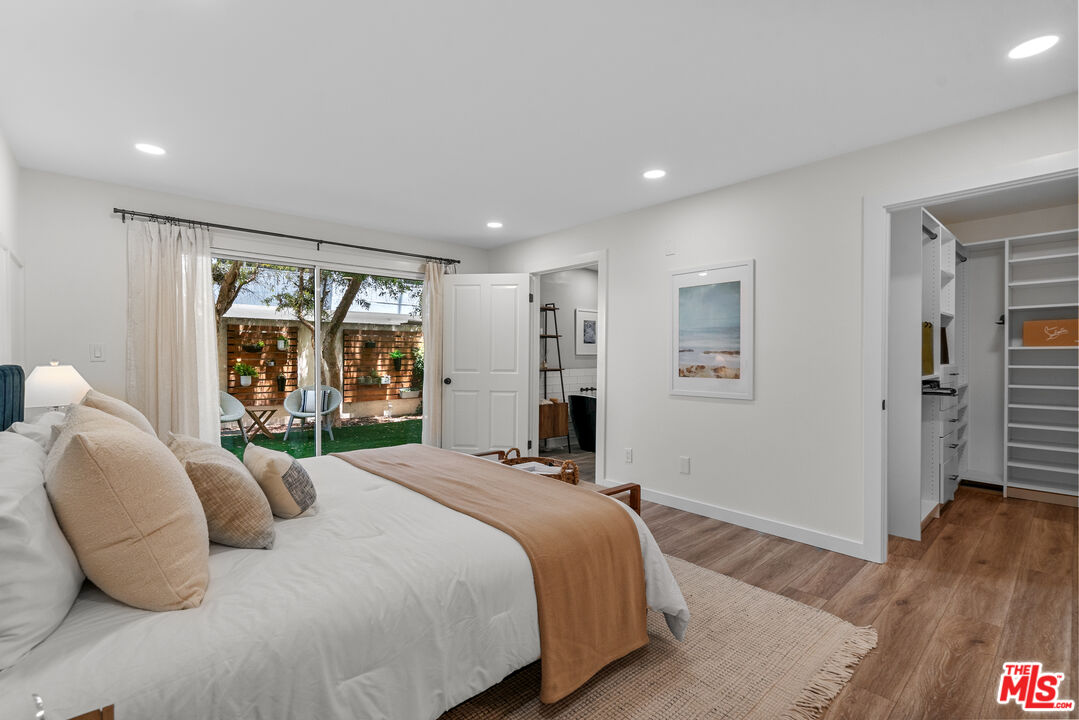 11907 Darlington Ave Unit: 103