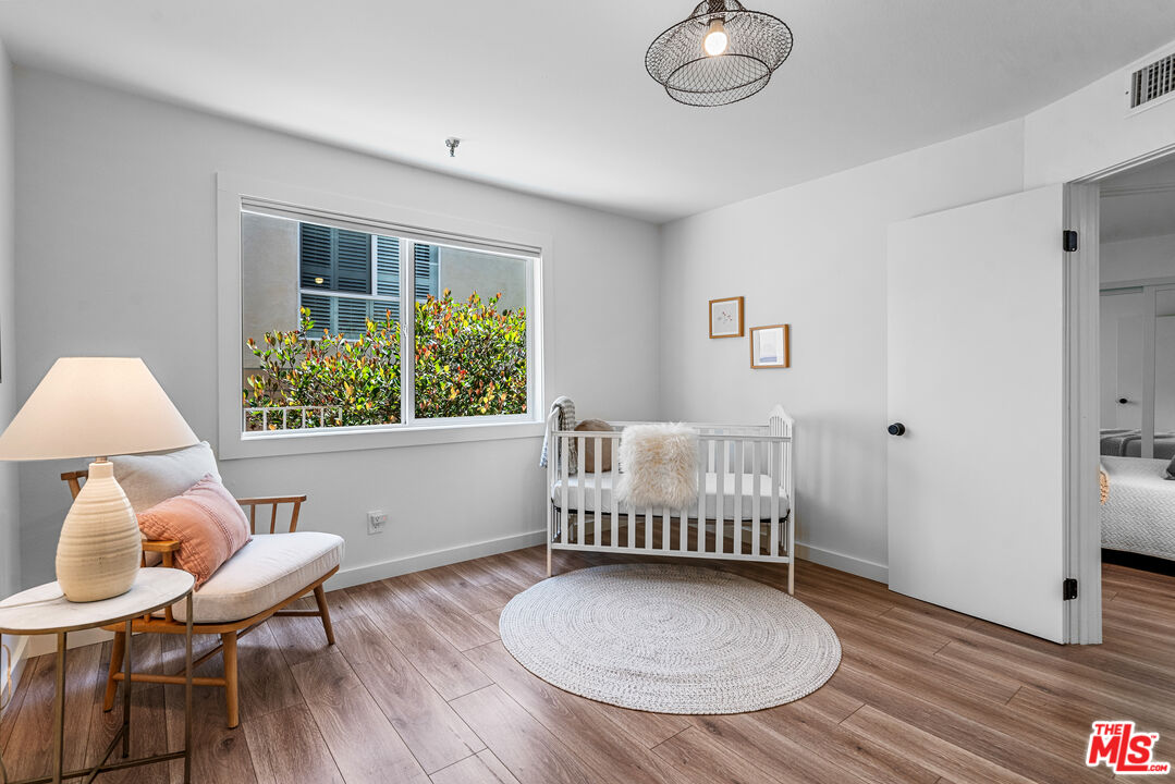 11907 Darlington Ave Unit: 103