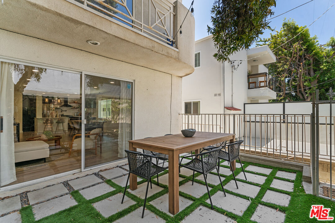 11907 Darlington Ave Unit: 103
