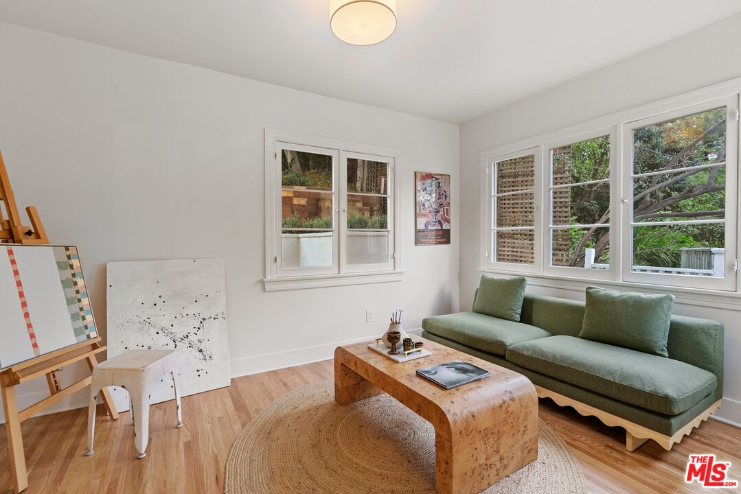 5944 Manola Way, Hollywood Hills