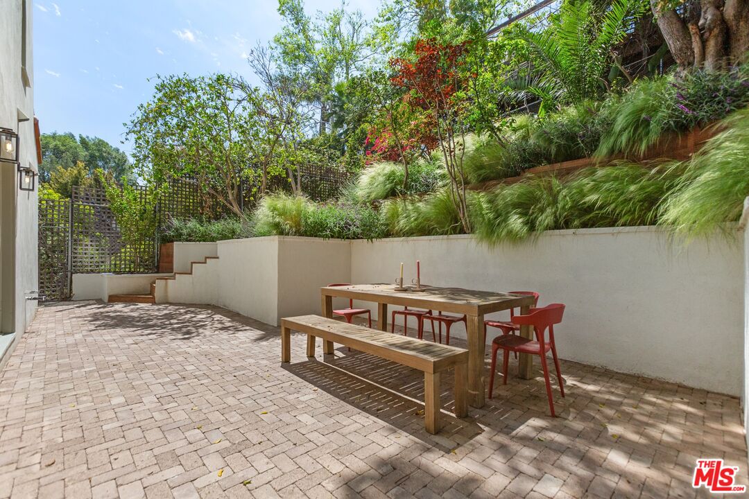 5944 Manola Way, Hollywood Hills