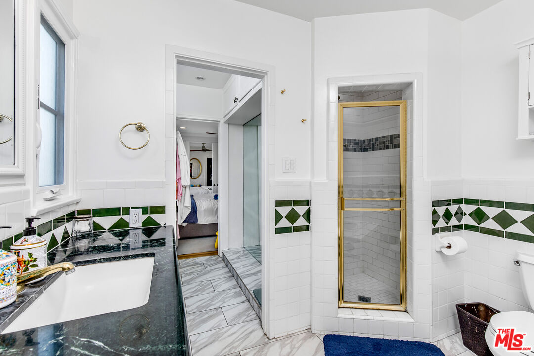 3644 Aureola Blvd, View Park