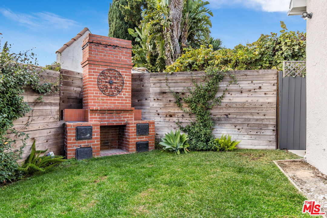 3644 Aureola Blvd, View Park