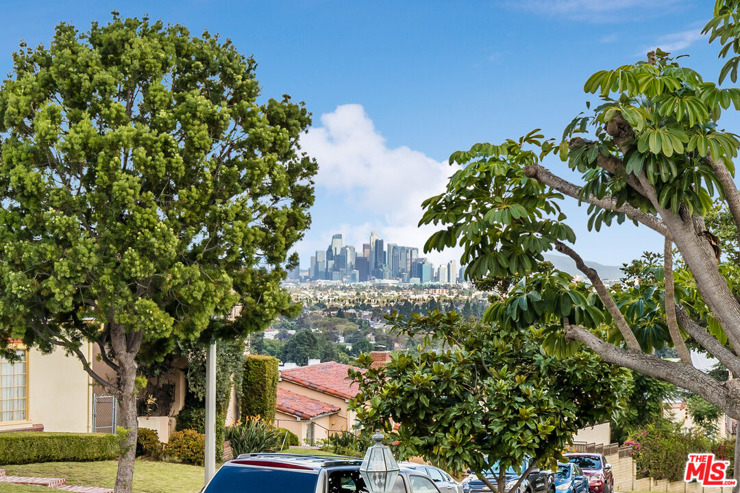 3644 Aureola Blvd, View Park