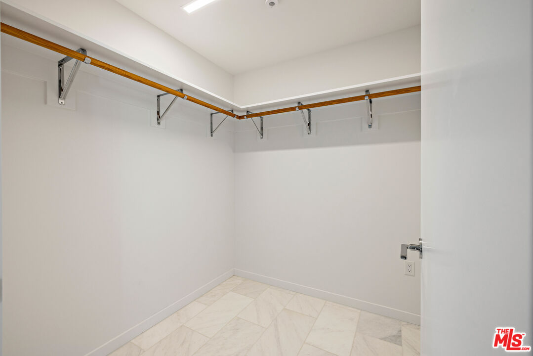 9000 W 3RD ST Unit: 304, Beverly Grove