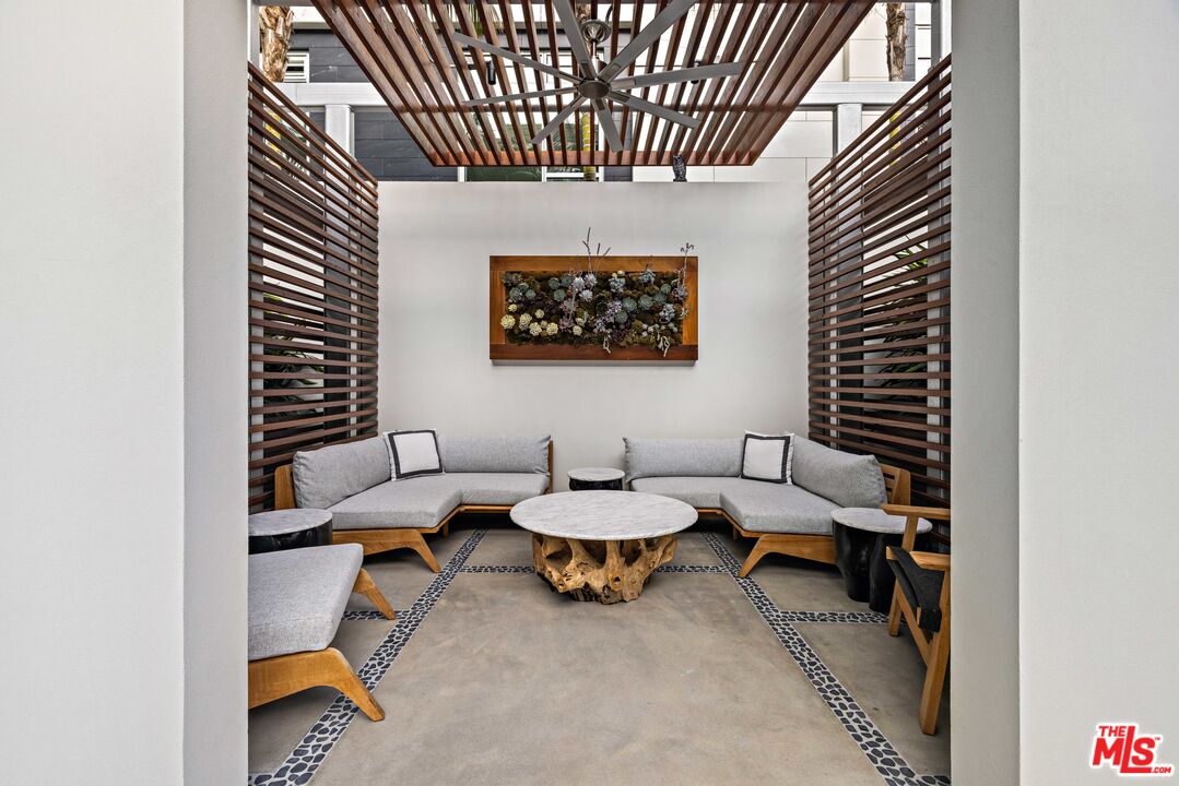 9000 W 3RD ST Unit: 304, Beverly Grove