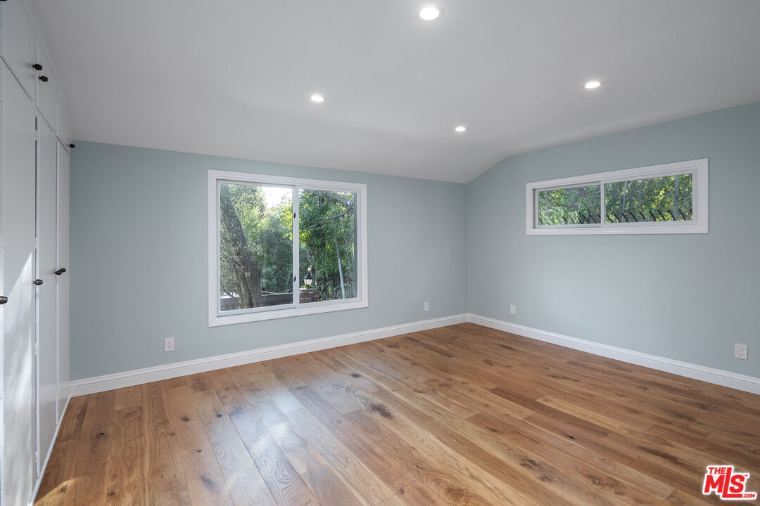 7601 Mulholland Dr, hollywood hills