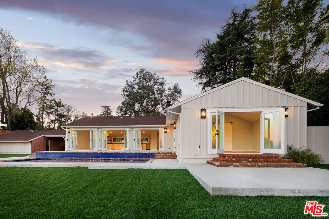 7601 Mulholland Dr, hollywood hills
