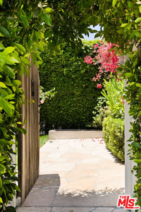 8971 Norma Pl, West Hollywood