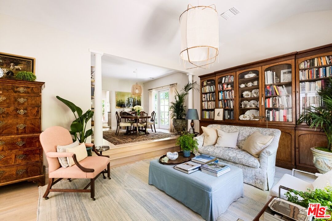 8971 Norma Pl, West Hollywood